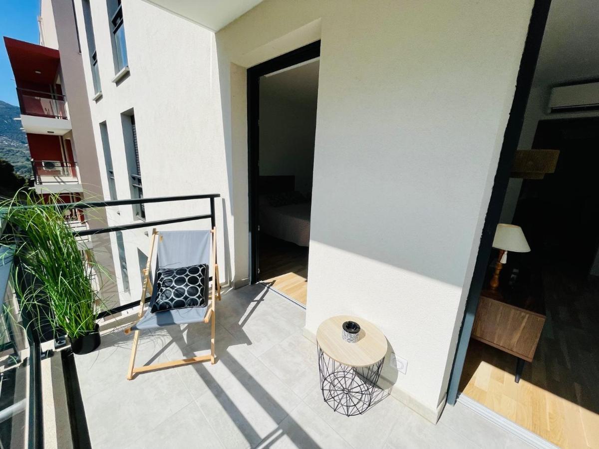 Ajaccio T2 Grand Standing Neuf - Centre Ville Et Plages - 4 Personnes - Parking Prive Luaran gambar